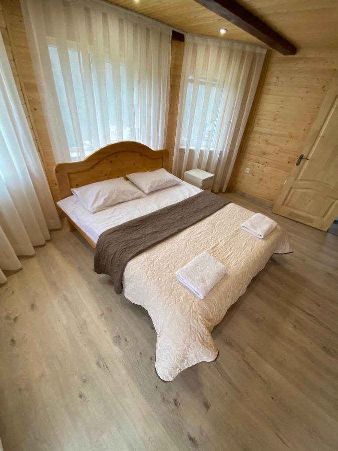 Котедж Mountain House Iaremcea Exterior foto